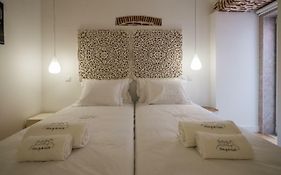 Sunshine House - Exclusive Apartment - Home By The Castle