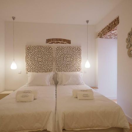 Sunshine House - Exclusive Apartment - Home By The Castle Lissabon Buitenkant foto