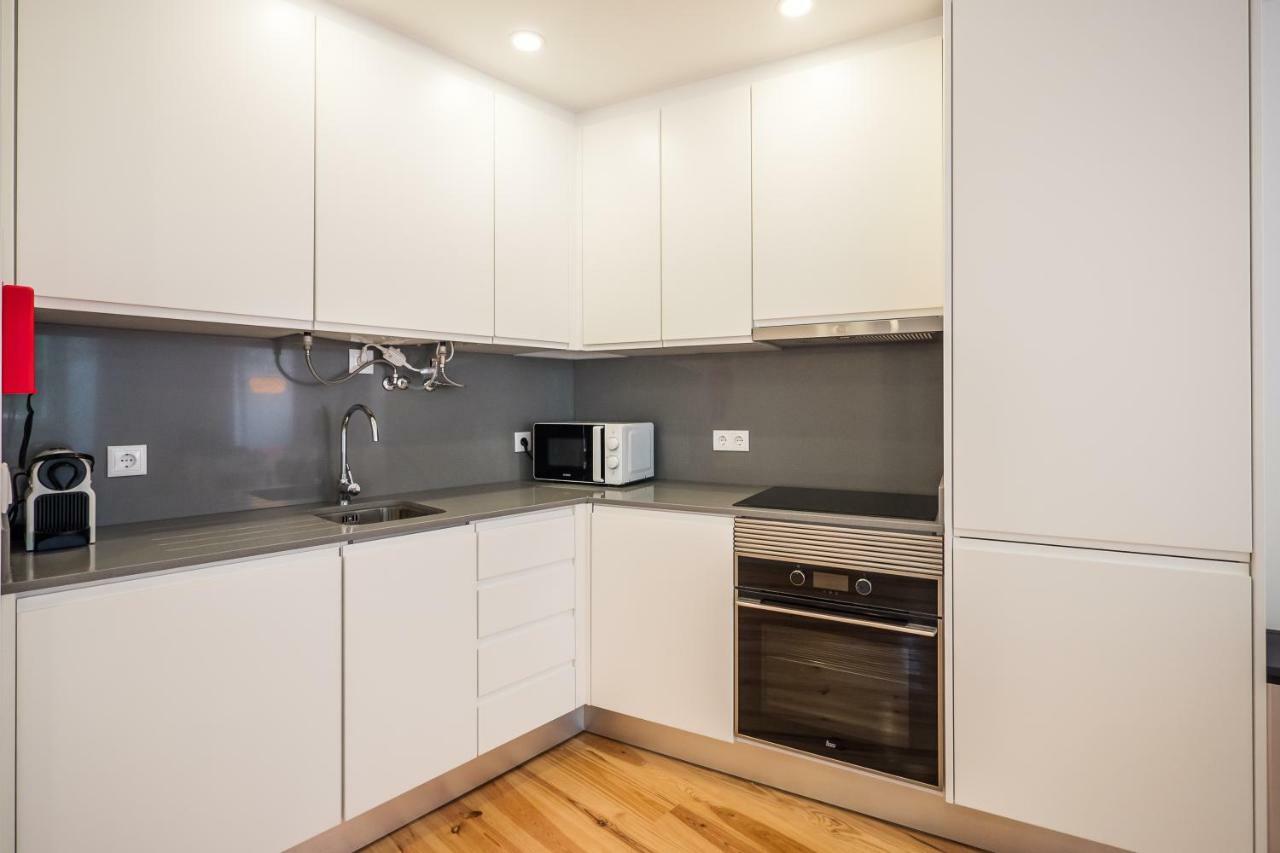 Sunshine House - Exclusive Apartment - Home By The Castle Lissabon Buitenkant foto